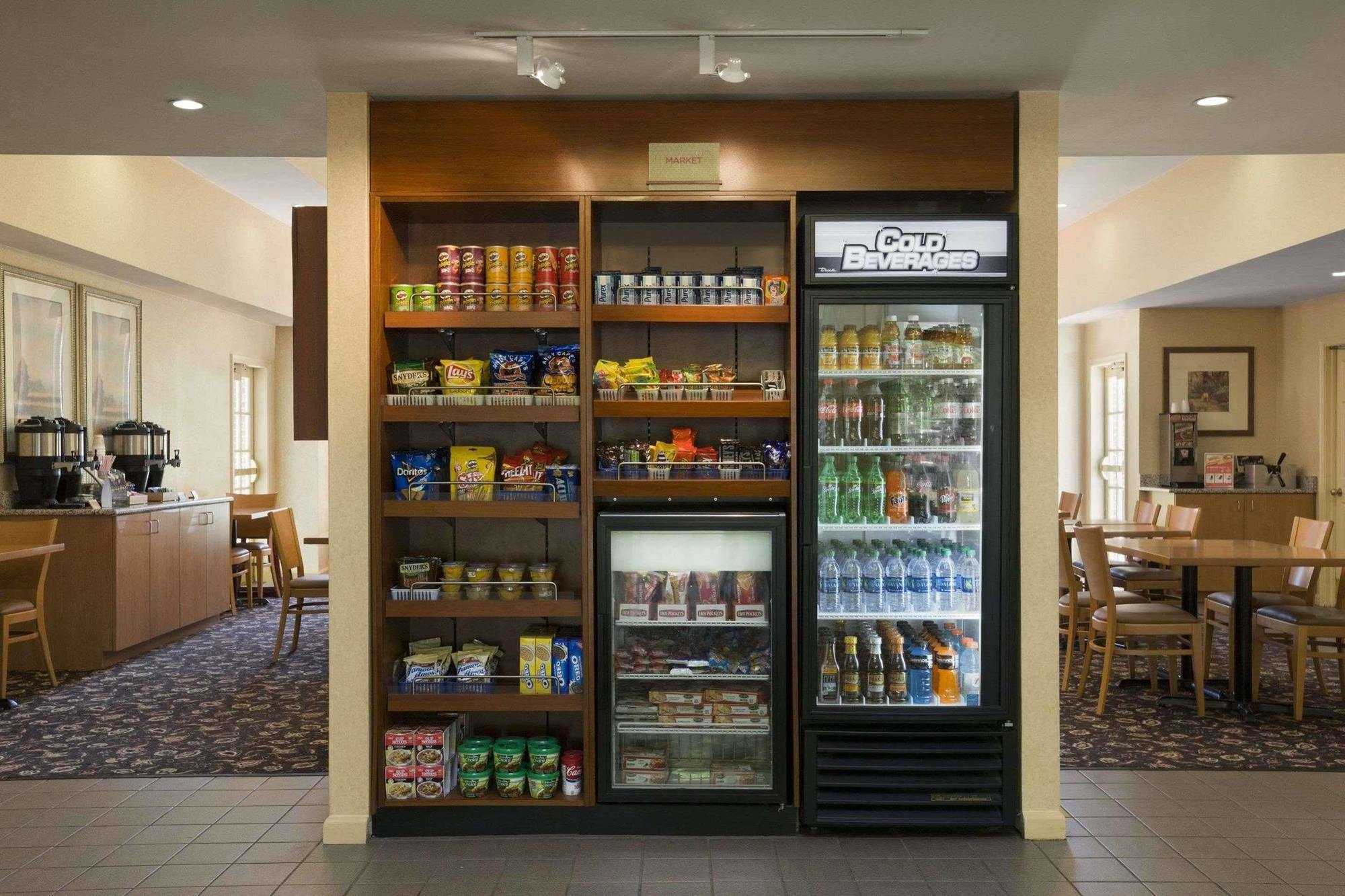 Hawthorn Suites By Wyndham Philadelphia Airport Экстерьер фото